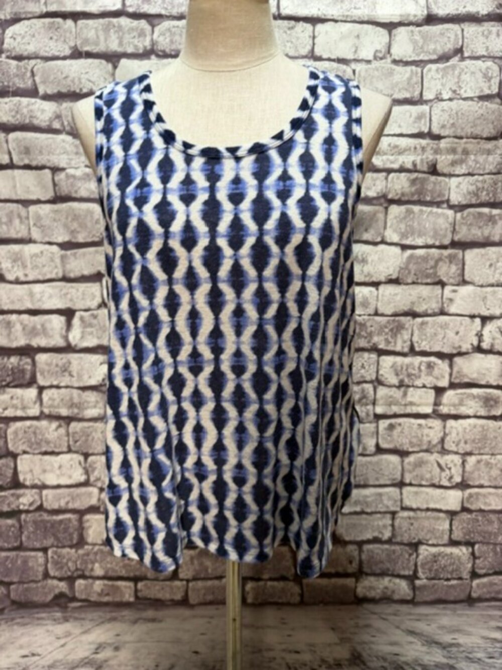 Athleta Blue & White Scoop Neck Racer Back Tank Size L